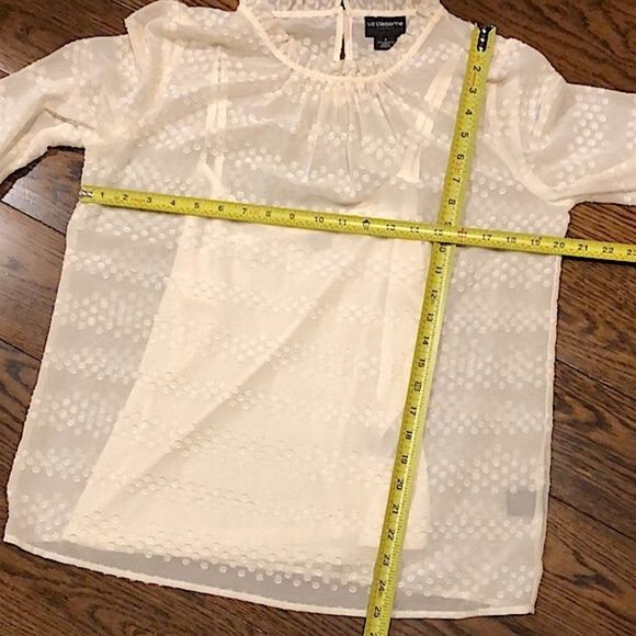 LIZ CLAIBORNE Ivory Pullover Blouse W Scalloped Collar & Cuff Sz Small NWT - Picture 3 of 11